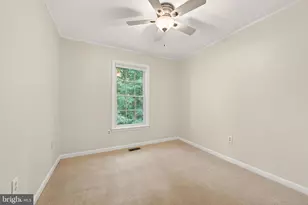 11792 Great Owl Cir, Reston, VA 20194 - Photo 27