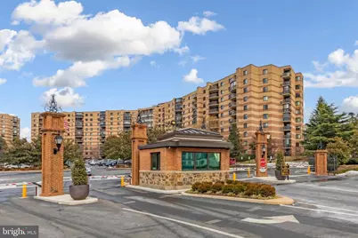 8340 Greensboro Drive #512, McLean, VA 22102 - Photo 27