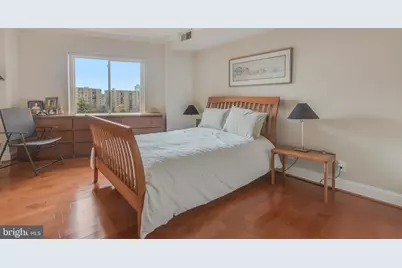 8340 Greensboro Drive #512, McLean, VA 22102 - Photo 15