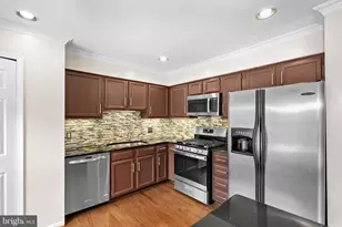 12541 Alder Woods Dr, Fairfax, VA 22033 - Photo 19
