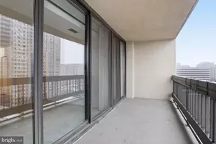 5505 Seminary Rd, Falls Church, VA 22041 - Photo 17