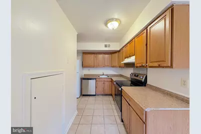 4596 Conwell Drive, Annandale, VA 22003 - Photo 3