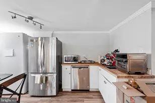 3162 Patrick Henry Dr, Falls Church, VA 22044 - Photo 21