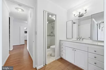 8370 Greensboro Drive #614, McLean, VA 22102 - Photo 21