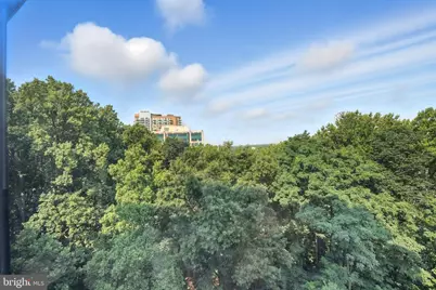 8370 Greensboro Drive #614, McLean, VA 22102 - Photo 5