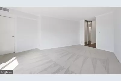 8370 Greensboro Drive #614, McLean, VA 22102 - Photo 27