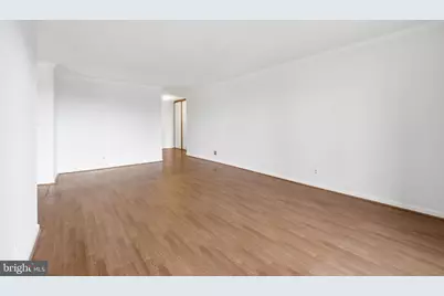 8370 Greensboro Drive #614, McLean, VA 22102 - Photo 9