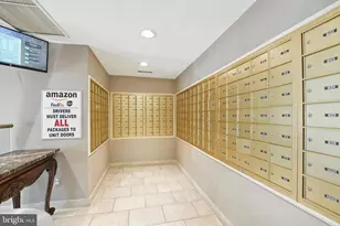 8370 Greensboro Dr, McLean, VA 22102 - Photo 39