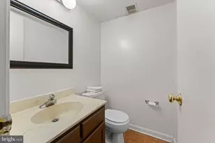 5765 Heritage Hill Dr, Alexandria, VA 22310 - Photo 27