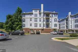 4151 Castlecary Ln, Fairfax, VA 22030 - Photo 1