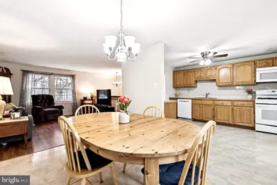 2405 Tatnuck Court, Herndon, VA 20171 - Photo 5