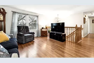 2405 Tatnuck Court, Herndon, VA 20171 - Photo 11