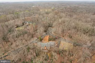 11115 Streamview Ct, Great Falls, VA 22066 - Photo 87