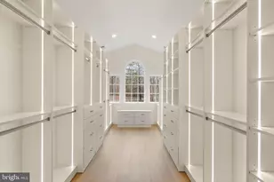 11115 Streamview Ct, Great Falls, VA 22066 - Photo 35