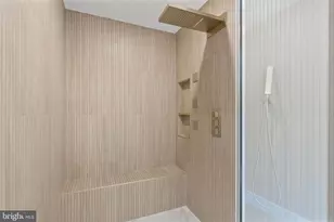 11115 Streamview Ct, Great Falls, VA 22066 - Photo 71