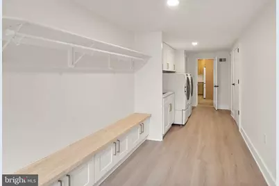 11115 Streamview Court, Great Falls, VA 22066 - Photo 25