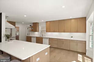 11115 Streamview Ct, Great Falls, VA 22066 - Photo 37