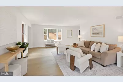 11115 Streamview Court, Great Falls, VA 22066 - Photo 9