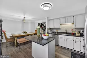 14632 Woodspring Ct, Centreville, VA 20120 - Photo 9