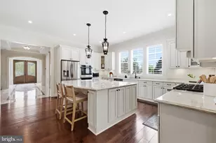 609 Kingsley Rd SW, Vienna, VA 22180 - Photo 11