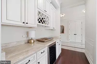 609 Kingsley Road SW, Vienna, VA 22180 - Photo 7