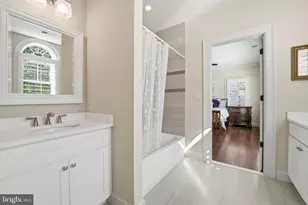 609 Kingsley Rd SW, Vienna, VA 22180 - Photo 59