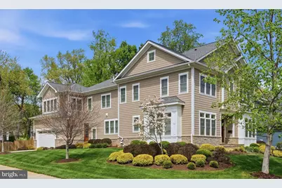 609 Kingsley Road SW, Vienna, VA 22180 - Photo 1