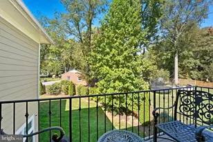 609 Kingsley Rd SW, Vienna, VA 22180 - Photo 23
