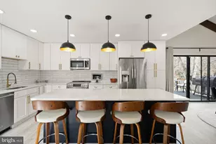 5513 Westcliff Ct, Burke, VA 22015 - Photo 13