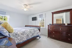 14508 William Carr Ln, Centreville, VA 20120 - Photo 17