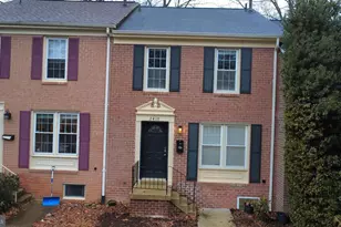 2410 Alsop Ct, Reston, VA 20191 - Photo 1