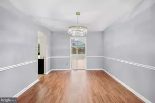 7594 Woodstown Dr, Springfield, VA 22153 - Photo 5