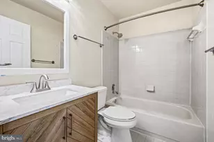 7594 Woodstown Dr, Springfield, VA 22153 - Photo 17