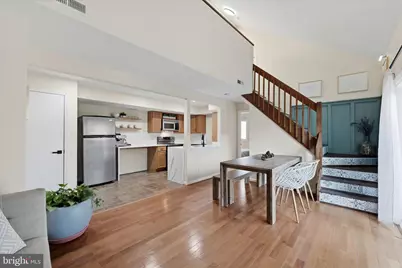 805 Locust Street #6, Herndon, VA 20170 - Photo 7