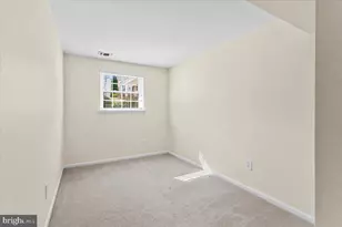 7702 Newington Forest Ave, Springfield, VA 22153 - Photo 19