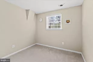 7702 Newington Forest Ave, Springfield, VA 22153 - Photo 21