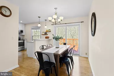 7702 Newington Forest Avenue, Springfield, VA 22153 - Photo 7