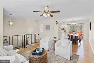 7702 Newington Forest Ave, Springfield, VA 22153 - Photo 3