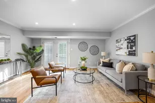 6145 Strasburg Dr, Centreville, VA 20121 - Photo 1