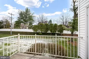 6145 Strasburg Dr, Centreville, VA 20121 - Photo 25