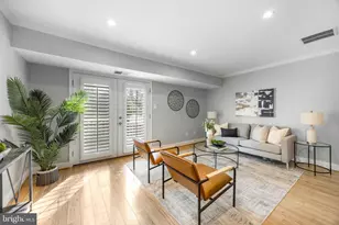 6145 Strasburg Dr, Centreville, VA 20121 - Photo 13