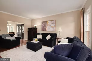 7904 Willfield Ct, Fairfax Station, VA 22039 - Photo 13