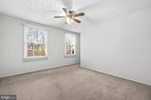 6622 Crayford St, Burke, VA 22015 - Photo 33