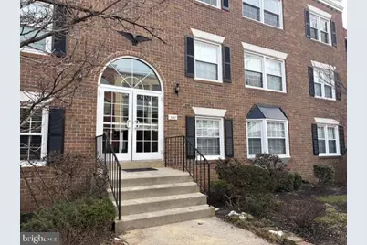100 Church Street NW #A-203, Vienna, VA 22180 - Photo 1