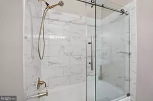 8967 Omega Ct, Springfield, VA 22152 - Photo 17