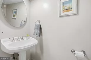 8967 Omega Ct, Springfield, VA 22152 - Photo 9