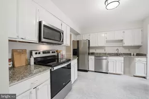 8967 Omega Ct, Springfield, VA 22152 - Photo 7