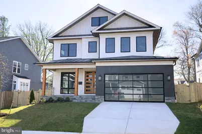 112 Elm Street SW, Vienna, VA 22180 - Photo 1