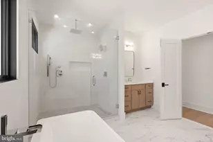 112 Elm St SW, Vienna, VA 22180 - Photo 41