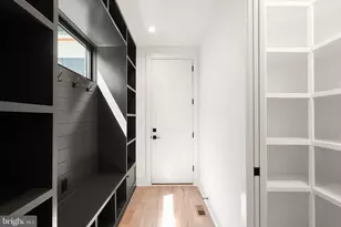 112 Elm St SW, Vienna, VA 22180 - Photo 25